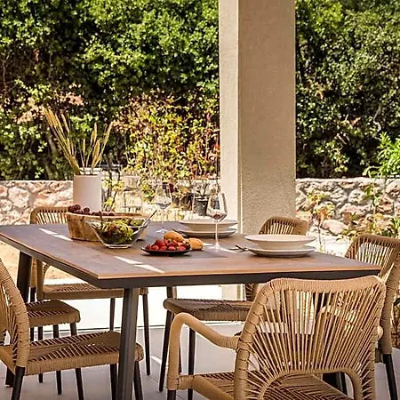 Helena - Ionian Treasure Hotel