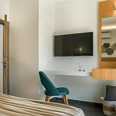 Hotel Helena - Ionian Treasure 2*